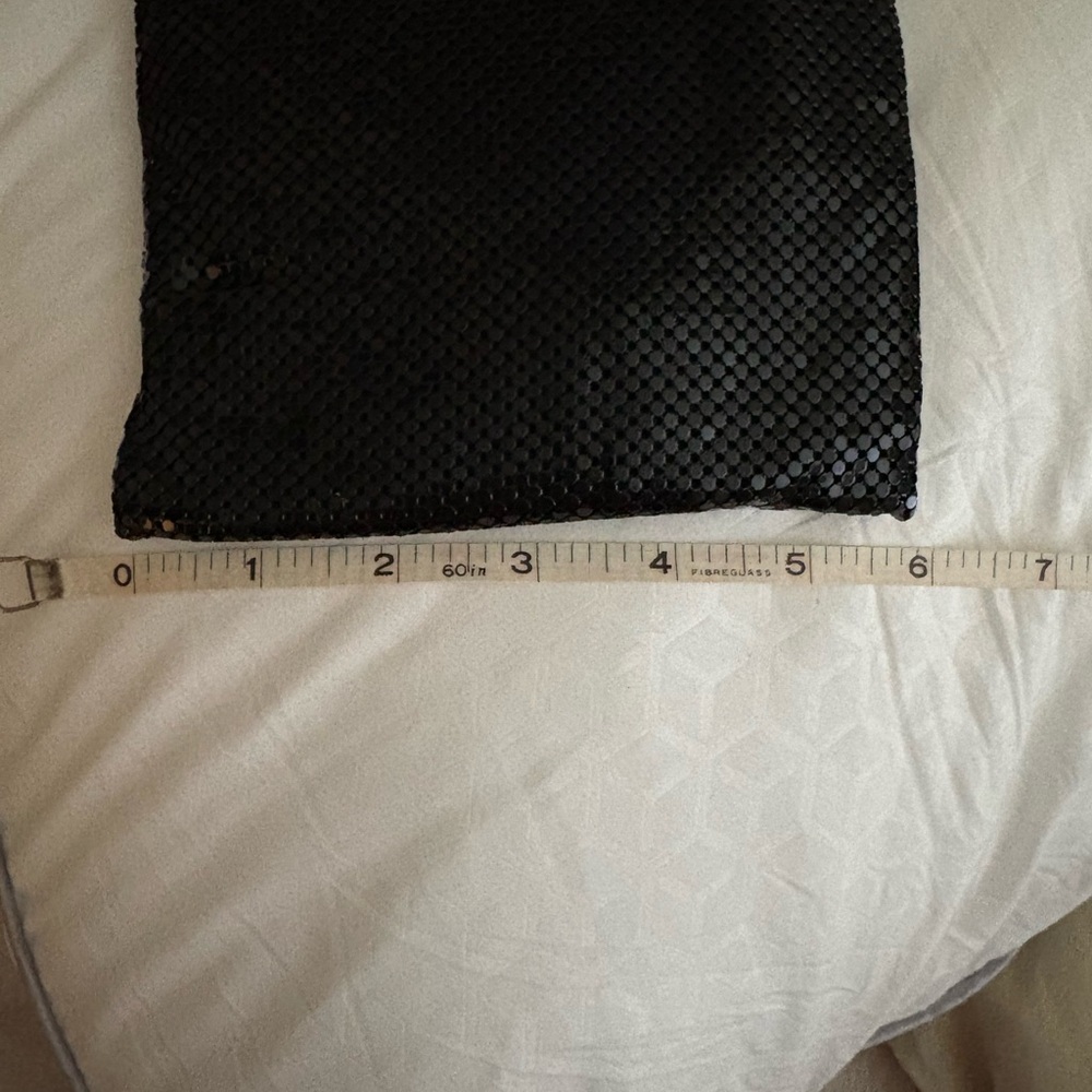 Whiting & Davis: Black Mesh Crossbody Bag - Picture 4 of 4